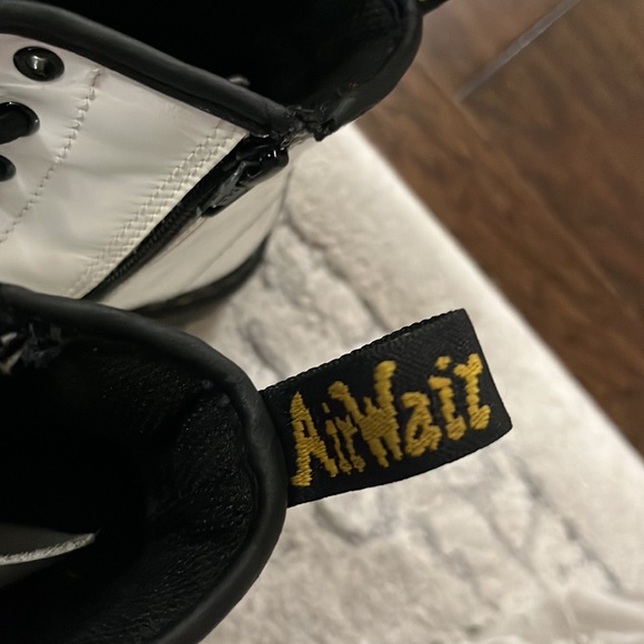 Dr. Martens white 1460 8-Eye boots Womens Size 5/Girl 3 - Picture 15 of 17